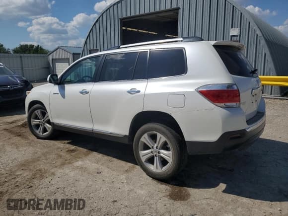 ✅ 2013 Toyota Highlander Limited • VIN: 5TDYK3EHXDS126477 • Лот: 69821945. Опубликован ранее на Copart с пробегом 73 778 миль. Бесплатный доступ к архиву аукционных продаж из США и подробный отчёт об истории автомобиля на DreamBid. Изображение 2.