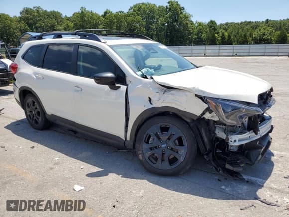 ✅ 2024 Subaru Ascent Onyx • VIN: 4S4WMAHD7R3408000 • Lot: 63247875. Listed on Copart with 17,485 mi. Free auction sales archive from the USA and detailed vehicle history report at DreamBid. Image 4.