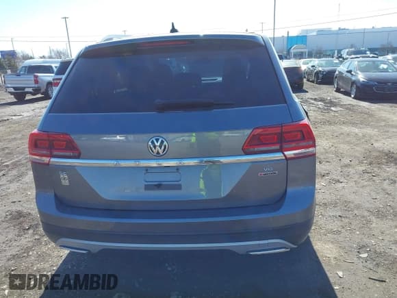 ✅ 2019 Volkswagen Atlas SE • VIN: 1V2UR2CA9KC556024 • Lot: 41826143. Listed on IAAI with 111,982 mi. Free auction sales archive from the USA and detailed vehicle history report at DreamBid. Image 16.