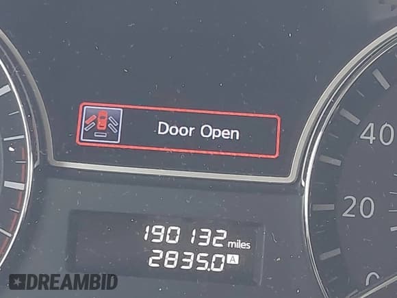 ✅ 2015 Nissan Pathfinder Platinum • VIN: 5N1AR2MM8FC659417 • Лот: 43728865. Опубликован ранее на IAAI с пробегом 190 132 миль. Бесплатный доступ к архиву аукционных продаж из США и подробный отчёт об истории автомобиля на DreamBid. Изображение 14.