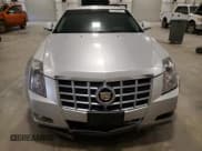 ✅ 2013 Cadillac CTS Luxury • VIN: 1G6DG5E53D0141247 • Lot: 71523945. Wystawiony na Copart z przebiegiem 199 981 mil. Bezpłatny archiwum sprzedaży aukcyjnych z USA i szczegółowy raport historii pojazdu na DreamBid. Zdjęcie 5.