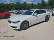 ✅ 2018 BMW 5 Series 540i • VIN: WBAJE5C55JWA97561 • Lot: 71202295. Wystawiony na Copart z przebiegiem 57 619 mil. Bezpłatny archiwum sprzedaży aukcyjnych z USA i szczegółowy raport historii pojazdu na DreamBid. Zdjęcie 1.
