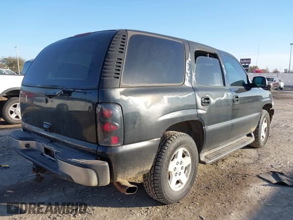 ✅ 2004 Chevrolet Tahoe LS • VIN: 1GNEK13Z54J267691 • Lot: 43680216. Listed on IAAI with 202,332 mi. Free auction sales archive from the USA and detailed vehicle history report at DreamBid. Image 4.