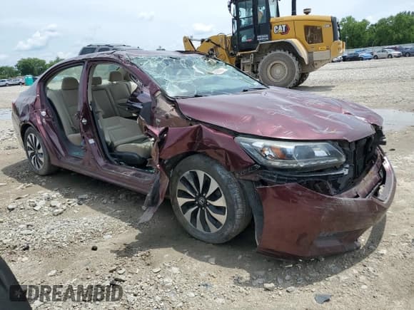 ✅ 2015 Honda Accord • VIN: 1HGCR6F32FA012677 • Lot: 46666605. Wystawiony na Copart z przebiegiem Nie podano. Bezpłatny archiwum sprzedaży aukcyjnych z USA i szczegółowy raport historii pojazdu na DreamBid. Zdjęcie 4.