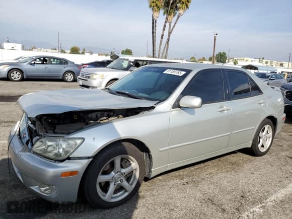 ✅ 2002 Lexus IS 300/350 • VIN: JTHBD192020055797 • Lot: 91185765. Listed on Copart with 253,761 mi. Free auction sales archive from the USA and detailed vehicle history report at DreamBid. Image 1.
