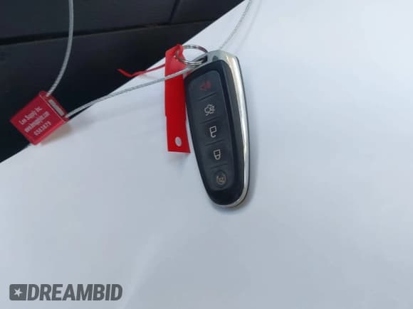 ✅ 2016 Ford Escape Titanium • VIN: 1FMCU9JX6GUB59315 • Lot: 43665895. Wystawiony na IAAI z przebiegiem 127 540 mil. Bezpłatny archiwum sprzedaży aukcyjnych z USA i szczegółowy raport historii pojazdu na DreamBid. Zdjęcie 11.