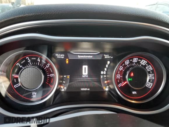 ✅ 2015 Dodge Challenger SXT Plus • VIN: 2C3CDZBG3FH715203 • Lot: 65721692. Wystawiony na Copart z przebiegiem 105 329 mil. Bezpłatny archiwum sprzedaży aukcyjnych z USA i szczegółowy raport historii pojazdu na DreamBid. Zdjęcie 9.