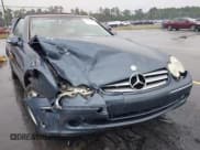 ✅ 2005 Mercedes-Benz CLK 320 • VIN: WDBTK65J65F134106 • Lot: 42322069. Wystawiony na IAAI z przebiegiem 138 407 mil. Bezpłatny archiwum sprzedaży aukcyjnych z USA i szczegółowy raport historii pojazdu na DreamBid. Zdjęcie 6.