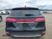 ✅ 2019 Lincoln MKC Standard • VIN: 5LMCJ1C92KUL20399 • Lot: 42985448. Listed on IAAI with 70,350 mi. Free auction sales archive from the USA and detailed vehicle history report at DreamBid. Image 16.