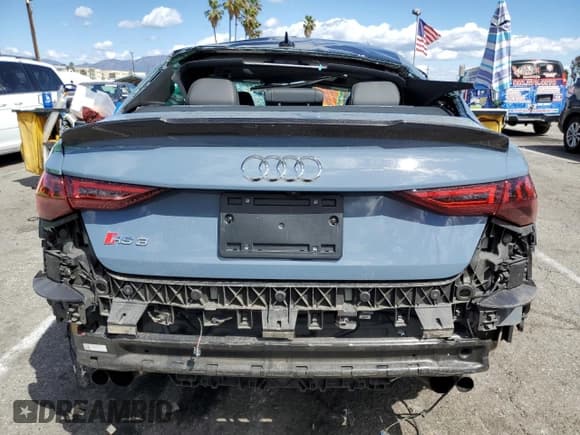 ✅ 2022 Audi RS 3 • VIN: WUAG4DGY2NA906385 • Лот: 51387185. Опубликован ранее на Copart с пробегом Не указан. Бесплатный доступ к архиву аукционных продаж из США и подробный отчёт об истории автомобиля на DreamBid. Изображение 6.