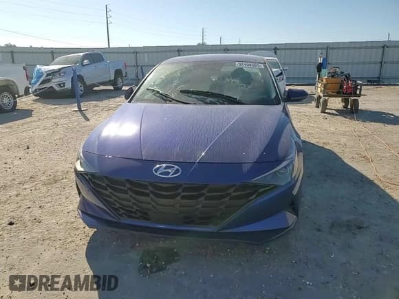 ✅ 2023 Hyundai Elantra SEL • VIN: 5NPLS4AG0PH099295 • Lot: 92408505. Listed on Copart with 52,813 mi. Free auction sales archive from the USA and detailed vehicle history report at DreamBid. Image 13.