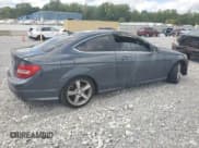 ✅ 2014 Mercedes-Benz C 250 • VIN: WDDGJ4HB3EG328784 • Lot: 69964275. Wystawiony na Copart z przebiegiem Nie podano. Bezpłatny archiwum sprzedaży aukcyjnych z USA i szczegółowy raport historii pojazdu na DreamBid. Zdjęcie 3.