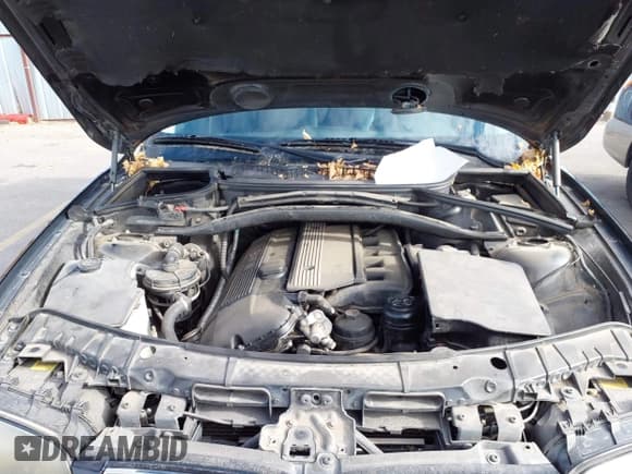 ✅ 2005 BMW X3 3.0i • VIN: WBXPA93415WD21344 • Lot: 43767861. Wystawiony na IAAI z przebiegiem 184 762 mil. Bezpłatny archiwum sprzedaży aukcyjnych z USA i szczegółowy raport historii pojazdu na DreamBid. Zdjęcie 10.