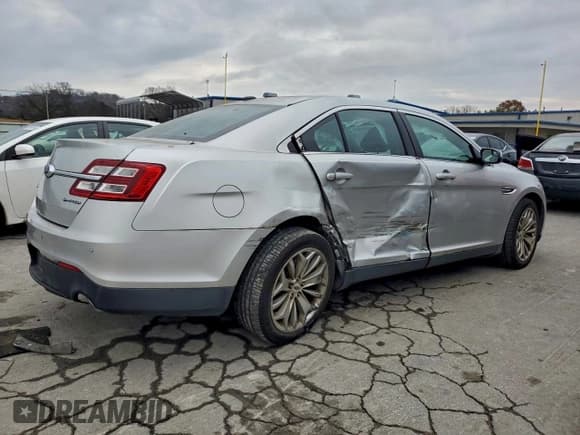 ✅ 2015 Ford Taurus Limited • VIN: 1FAHP2F88FG180230 • Лот: 94044825. Опубликован ранее на Copart с пробегом 71 913 миль. Бесплатный доступ к архиву аукционных продаж из США и подробный отчёт об истории автомобиля на DreamBid. Изображение 3.