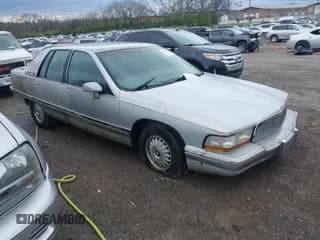 ✅ 1992 Buick Roadmaster • VIN: 1G4BN5376NR440691 • Lot: 41832022. Wystawiony na IAAI z przebiegiem 120 901 mil. Bezpłatny archiwum sprzedaży aukcyjnych z USA i szczegółowy raport historii pojazdu na DreamBid. Zdjęcie 1.