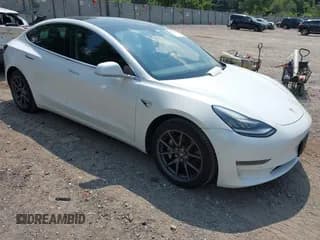 ✅ 2020 Tesla Model 3 Long Range • VIN: 5YJ3E1EB6LF650486 • Lot: 42791775. Wystawiony na IAAI z przebiegiem 116 548 mil. Bezpłatny archiwum sprzedaży aukcyjnych z USA i szczegółowy raport historii pojazdu na DreamBid. Zdjęcie 1.