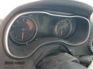 ✅ 2022 Jeep Cherokee Latitude Lux • VIN: 1C4PJMMN0ND505559 • Lot: 68365855. Wystawiony na Copart z przebiegiem Nie podano. Bezpłatny archiwum sprzedaży aukcyjnych z USA i szczegółowy raport historii pojazdu na DreamBid. Zdjęcie 9.