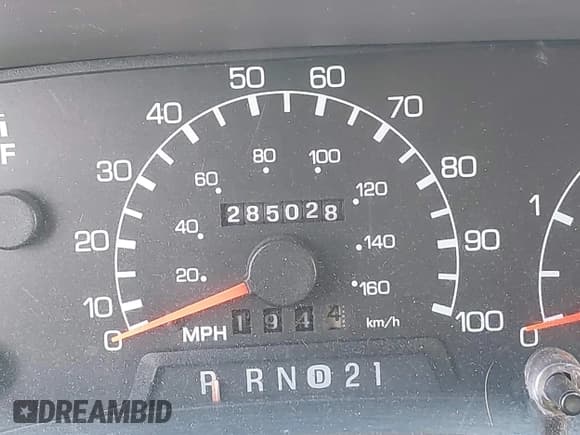 ✅ 2001 Ford F-350 XL • VIN: 1FTSW31F81EC22639 • Lot: 42053195. Wystawiony na IAAI z przebiegiem 285 028 mil. Bezpłatny archiwum sprzedaży aukcyjnych z USA i szczegółowy raport historii pojazdu na DreamBid. Zdjęcie 15.