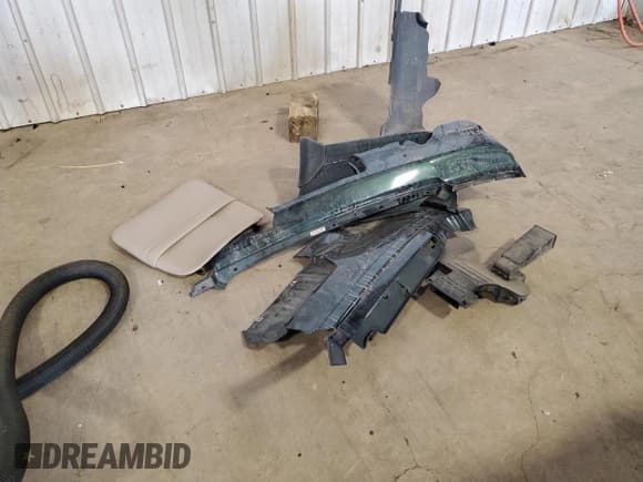 ✅ 2001 Honda Accord EX • VIN: 1HGCG22501A034305 • Лот: 80060325. Опубликован ранее на Copart с пробегом 113 533 миль. Бесплатный доступ к архиву аукционных продаж из США и подробный отчёт об истории автомобиля на DreamBid. Изображение 12.