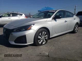 ✅ 2024 Nissan Altima S • VIN: 1N4BL4BV3RN374317 • Lot: 90658565. Wystawiony na Copart z przebiegiem 72 876 mil. Bezpłatny archiwum sprzedaży aukcyjnych z USA i szczegółowy raport historii pojazdu na DreamBid. Zdjęcie 1.