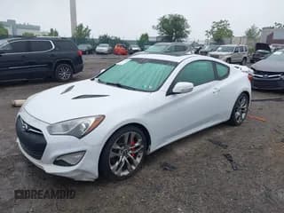 ✅ 2015 Hyundai Genesis Coupe R-Spec • VIN: KMHHU6KJ3FU125152 • Lot: 42457798. Wystawiony na IAAI z przebiegiem 159 477 mil. Bezpłatny archiwum sprzedaży aukcyjnych z USA i szczegółowy raport historii pojazdu na DreamBid. Zdjęcie 2.
