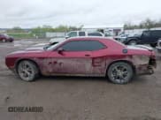 ✅ 2022 Dodge Challenger SXT • VIN: 2C3CDZGG4NH172239 • Lot: 42153079. Wystawiony na IAAI z przebiegiem 60 296 mil. Bezpłatny archiwum sprzedaży aukcyjnych z USA i szczegółowy raport historii pojazdu na DreamBid. Zdjęcie 14.