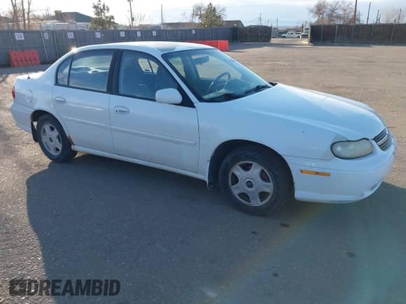 ✅ 2001 Chevrolet Malibu LS • VIN: 1G1NE52J116183636 • Lot: 41524897. Wystawiony na IAAI z przebiegiem 184 881 mil mil. Skorzystaj z bezpłatnego archiwum sprzedaży aukcyjnych z USA i zobacz szczegółowy raport historii pojazdu na DreamBid. Zdjęcie 1.