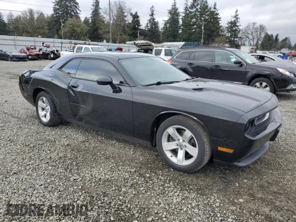 ✅ 2013 Dodge Challenger SXT Plus • VIN: 2C3CDYAG3DH718689 • Lot: 88508555. Listed on Copart with 110,249 mi. Free auction sales archive from the USA and detailed vehicle history report at DreamBid. Image 4.