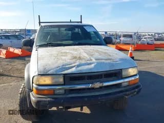 ✅ 2003 Chevrolet S-10 LS • VIN: 1GCCT19X738188905 • Лот: 41318651. Опубликован ранее на IAAI с пробегом 157 897 миль. Бесплатный доступ к архиву аукционных продаж из США и подробный отчёт об истории автомобиля на DreamBid. Изображение 6.