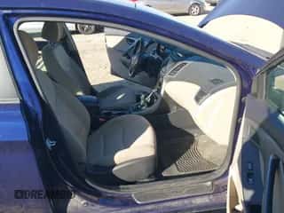 2014 Hyundai Elantra SE with VIN 5NPDH4AE2EH539435, listed as a IAAI auction lot 43507355 with 107,463 mi miles and . Bid and sale history available at DreamBid. Image 5.