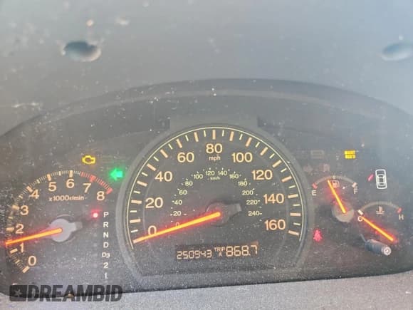 ✅ 2004 Honda Accord EX • VIN: 1HGCM56664A127377 • Лот: 90594675. Опубликован ранее на Copart с пробегом 250 943 миль. Бесплатный доступ к архиву аукционных продаж из США и подробный отчёт об истории автомобиля на DreamBid. Изображение 9.