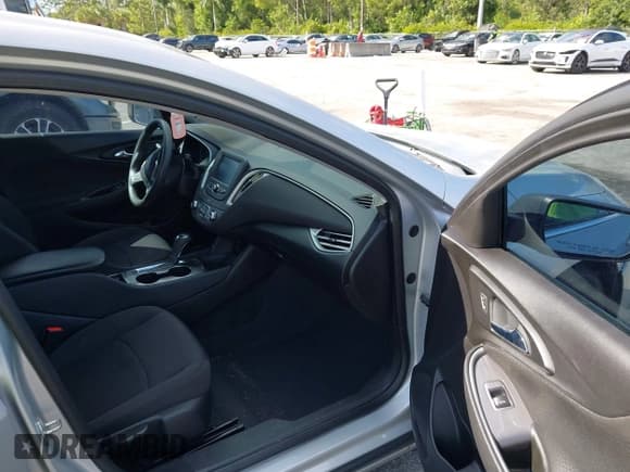 ✅ 2017 Chevrolet Malibu LS • VIN: 1G1ZC5ST0HF264517 • Лот: 43461949. Опубликован ранее на IAAI с пробегом 110 072 миль. Бесплатный доступ к архиву аукционных продаж из США и подробный отчёт об истории автомобиля на DreamBid. Изображение 5.