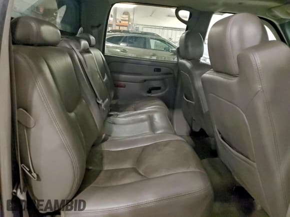 ✅ 2005 Chevrolet Avalanche Z71 • VIN: 3GNEK12Z65G119571 • Лот: 95570335. Опубликован ранее на Copart с пробегом 325 818 миль. Бесплатный доступ к архиву аукционных продаж из США и подробный отчёт об истории автомобиля на DreamBid. Изображение 10.