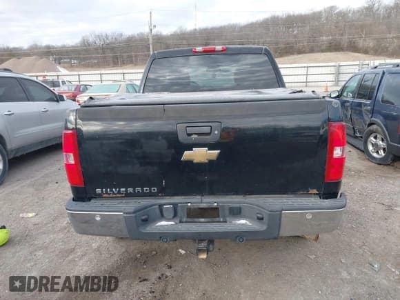 ✅ 2007 Chevrolet Silverado 1500 LTZ • VIN: 2GCEK13YX71690006 • Lot: 41335272. Listed on IAAI with 249,949 mi. Free auction sales archive from the USA and detailed vehicle history report at DreamBid. Image 16.