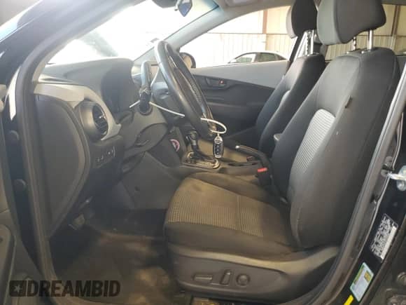 ✅ 2018 Hyundai Kona SEL • VIN: KM8K6CAA7JU129696 • Lot: 84957335. Listed on Copart with 65,611 mi miles. Access the free auction sales archive from the USA and view a detailed vehicle history report at DreamBid. Image 7.