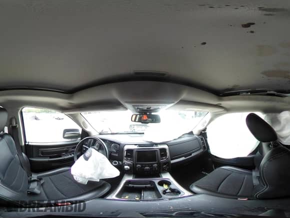 2017 Ram 1500 Night z VIN 1C6RR7MT1HS640395, wystawiony jako IAAI lot #43011656 z przebiegiem 48 144 mil mil oraz . Historia ofert i sprzedaży dostępna na DreamBid. Obrazek 24.