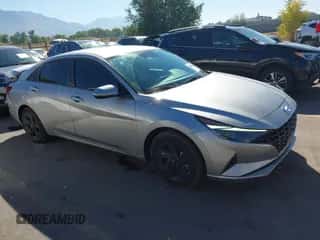 ✅ 2022 Hyundai Elantra SEL • VIN: 5NPLS4AG5NH056665 • Лот: 43395989. Размещён на IAAI с пробегом 62 699 миль миль. Получите бесплатный доступ к архиву аукционных продаж из США и посмотрите подробный отчёт об истории автомобиля на DreamBid. Изображение 1.