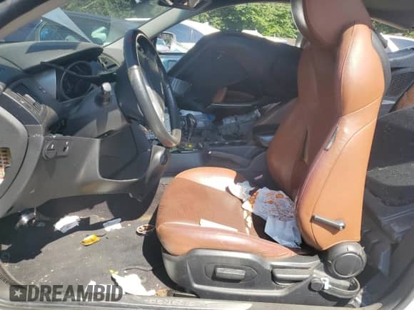 2010 Hyundai Genesis Coupe Track с VIN KMHHU6KH0AU003449, выставлен на аукционе Copart как лот 66284815 с пробегом Не указан миль и Списание • Salvage title. История ставок и продаж доступна на DreamBid. Изображение 7.