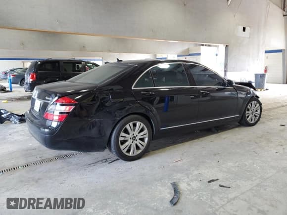✅ 2009 Mercedes-Benz S 550 • VIN: WDDNG86X29A241012 • Lot: 64001425. Listed on Copart with 131,765 mi. Free auction sales archive from the USA and detailed vehicle history report at DreamBid. Image 3.