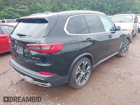✅ 2020 BMW X5 sDrive40i • VIN: 5UXCR4C08L9B15954 • Lot: 42253911. Wystawiony na IAAI z przebiegiem Nie podano. Bezpłatny archiwum sprzedaży aukcyjnych z USA i szczegółowy raport historii pojazdu na DreamBid. Zdjęcie 4.