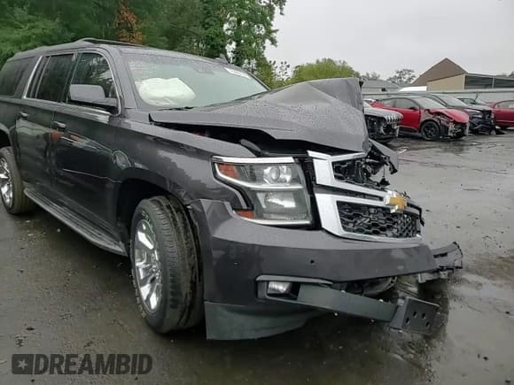 ✅ 2015 Chevrolet Suburban LT • VIN: 1GNSKJKC4FR642054 • Lot: 73506194. Wystawiony na Copart z przebiegiem Nie podano. Bezpłatny archiwum sprzedaży aukcyjnych z USA i szczegółowy raport historii pojazdu na DreamBid. Zdjęcie 12.