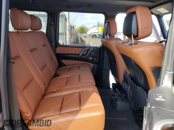 ✅ 2014 Mercedes-Benz G 550 • VIN: WDCYC3HF1EX215559 • Lot: 51412685. Listed on Copart with 68,165 mi. Free auction sales archive from the USA and detailed vehicle history report at DreamBid. Image 11.