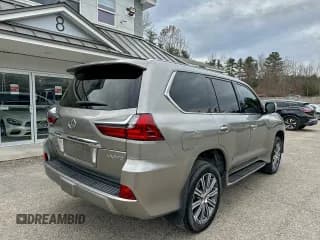 ✅ 2016 Lexus LX 570 • VIN: JTJHY7AX1G4215337 • Лот: 94965295. Опубликован ранее на Copart с пробегом 147 986 миль. Бесплатный доступ к архиву аукционных продаж из США и подробный отчёт об истории автомобиля на DreamBid. Изображение 4.