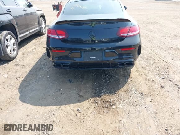 ✅ 2021 Mercedes-Benz C • VIN: W1KWJ8HB3MG095054 • Лот: 40331972. Опубликован ранее на IAAI с пробегом 14 882 миль. Бесплатный доступ к архиву аукционных продаж из США и подробный отчёт об истории автомобиля на DreamBid. Изображение 16.