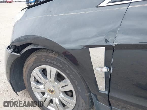 ✅ 2012 Cadillac SRX Luxury Collection • VIN: 3GYFNAE31CS513611 • Lot: 43456442. Wystawiony na IAAI z przebiegiem 109 976 mil. Bezpłatny archiwum sprzedaży aukcyjnych z USA i szczegółowy raport historii pojazdu na DreamBid. Zdjęcie 6.