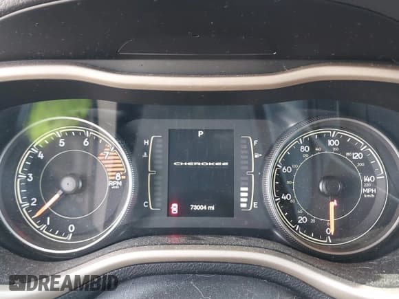 ✅ 2016 Jeep Cherokee Sport • VIN: 1C4PJLAS4GW329398 • Lot: 43329598. Wystawiony na IAAI z przebiegiem 73 004 mil. Bezpłatny archiwum sprzedaży aukcyjnych z USA i szczegółowy raport historii pojazdu na DreamBid. Zdjęcie 7.