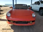 ✅ 1985 Alfa Romeo Spider Veloce • VIN: ZARBA5415F1021439 • Lot: 61650585. Wystawiony na Copart z przebiegiem 161 529 mil. Bezpłatny archiwum sprzedaży aukcyjnych z USA i szczegółowy raport historii pojazdu na DreamBid. Zdjęcie 5.