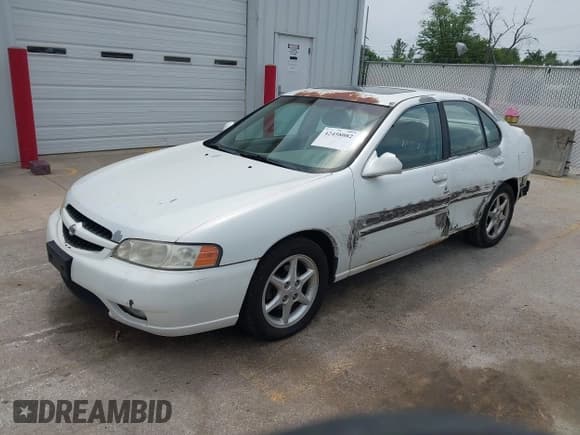 ✅ 2000 Nissan Altima XE • VIN: 1N4DL01D7YC234100 • Lot: 42458082. Wystawiony na IAAI z przebiegiem 186 150 mil. Bezpłatny archiwum sprzedaży aukcyjnych z USA i szczegółowy raport historii pojazdu na DreamBid. Zdjęcie 18.