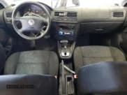 ✅ 2002 Volkswagen Jetta GL • VIN: 3VWRB69MX2M074114 • Lot: 64694925. Wystawiony na Copart z przebiegiem 141 243 mil. Bezpłatny archiwum sprzedaży aukcyjnych z USA i szczegółowy raport historii pojazdu na DreamBid. Zdjęcie 8.