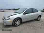 2005 Dodge Neon SXT z VIN 1B3ES56C75D183896, wystawiony jako Copart lot #64396065 z przebiegiem 75 397 mil mil oraz Szkoda całkowita • Salvage title. Historia ofert i sprzedaży dostępna na DreamBid. Obrazek 1.